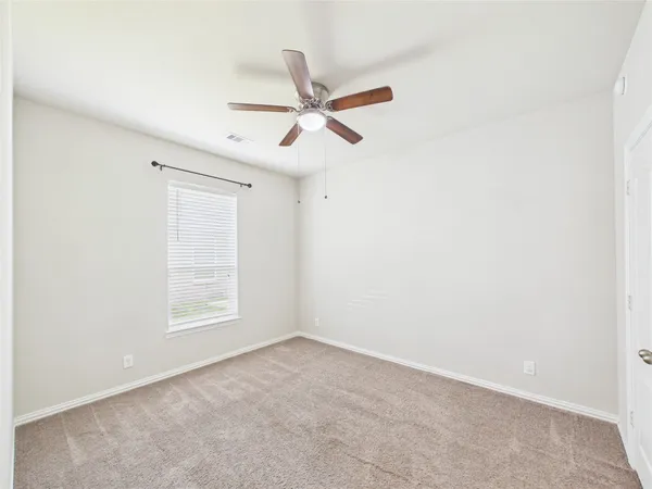 $455,800 | 401 West Bend Drive, League City, TX 77573
