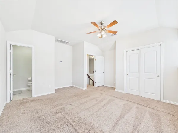 $455,800 | 401 West Bend Drive, League City, TX 77573