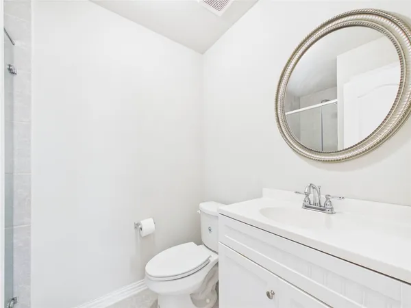 $455,800 | 401 West Bend Drive, League City, TX 77573