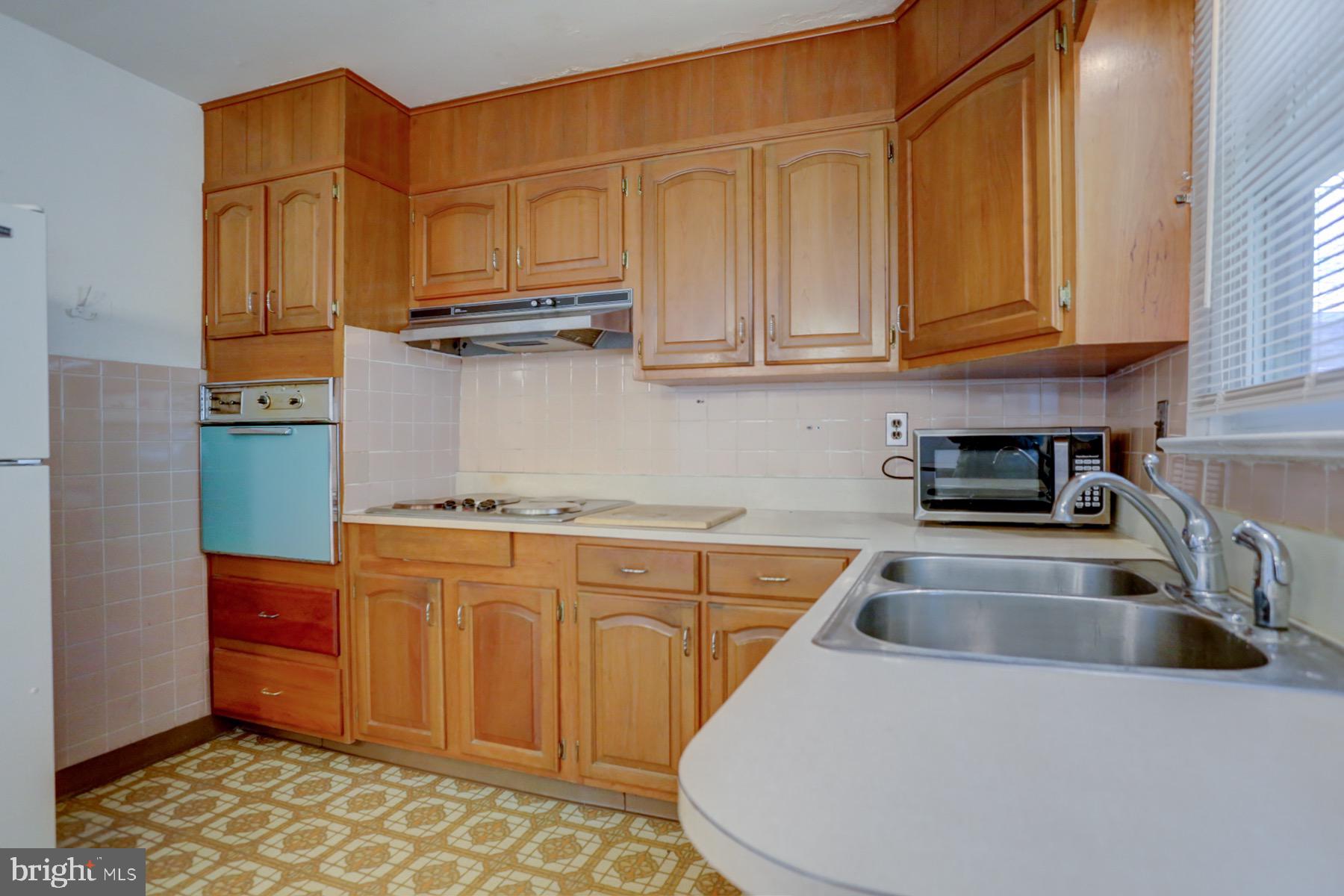 200 Lorane Road Reading, PA 19606 - Photo 11 of 23 Gallery Image 11