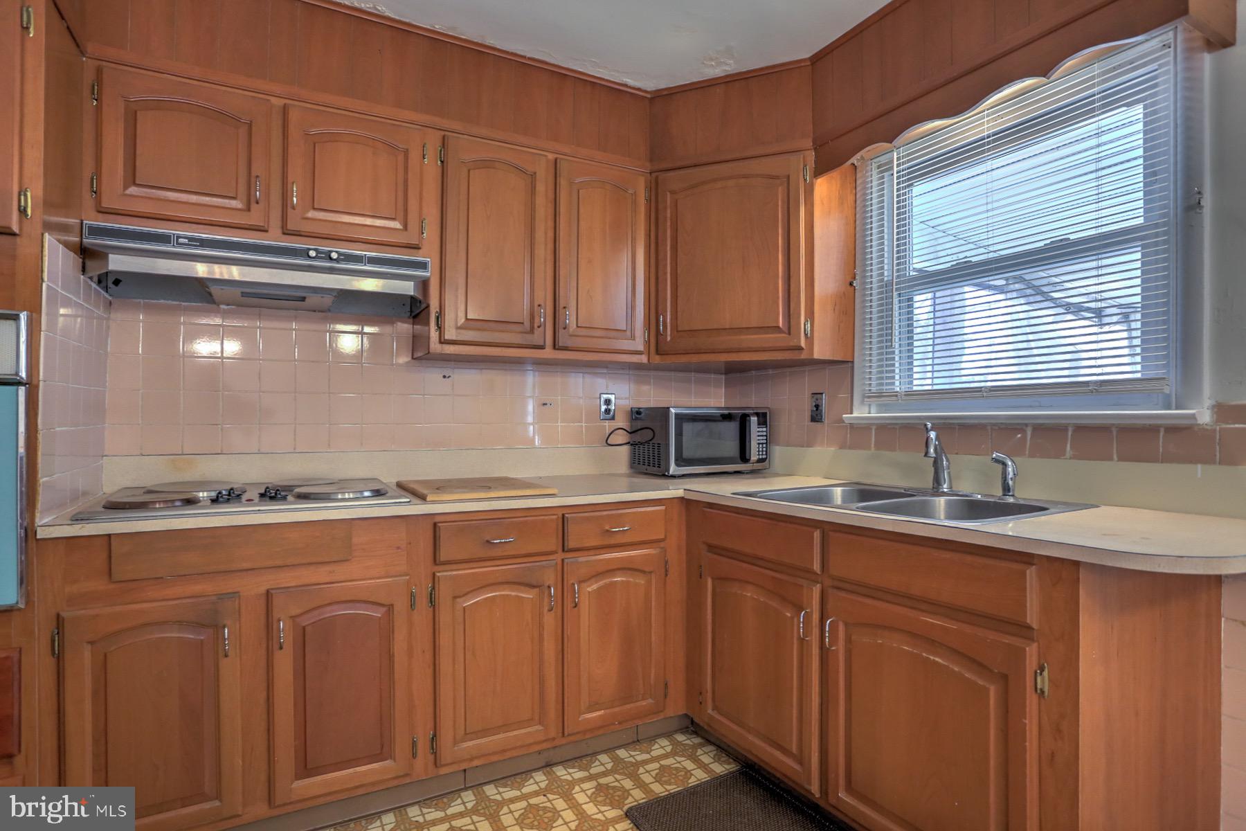 200 Lorane Road Reading, PA 19606 - Photo 10 of 23 Gallery Image 10
