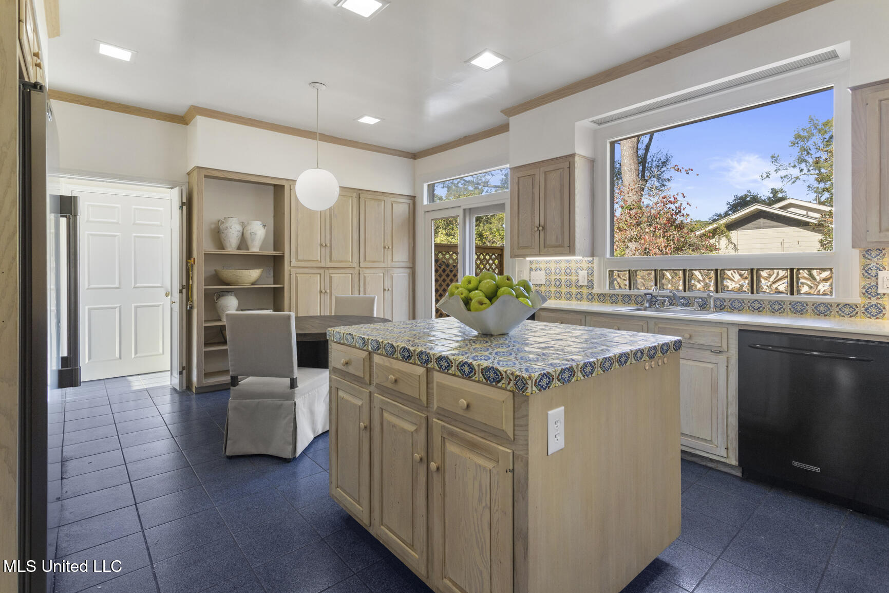 3801 Old Canton Road Jackson, MS 39216 - Photo 15 of 41 3801 Old Canton-12