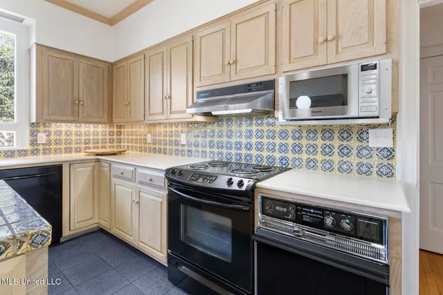 $725,000 | 3801 Old Canton Road, Jackson, MS 39216