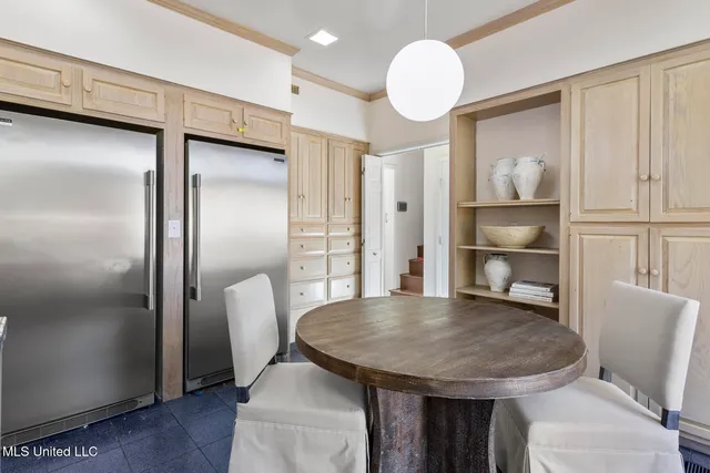 $725,000 | 3801 Old Canton Road, Jackson, MS 39216