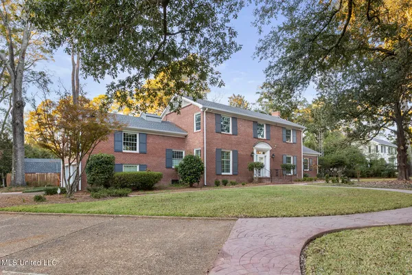 $695,000 | 3801 Old Canton Road, Jackson, MS 39216