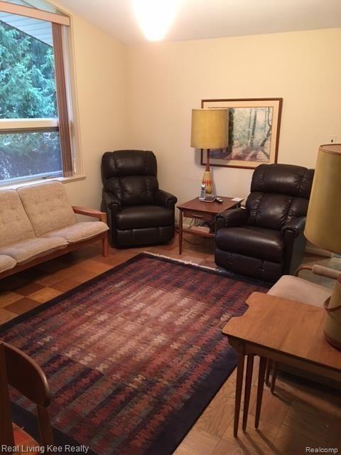 5733 Cobb Creek Road Rochester, MI 48306 - Photo 14 of 31 K.JPG