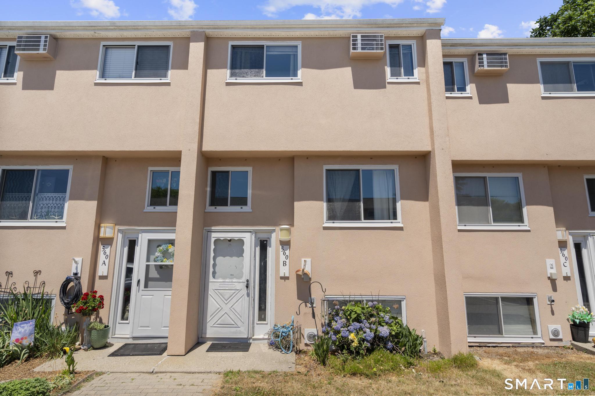 560 Shennecossett Road, Unit B54 Groton, CT 06340 - Photo 2 of 29