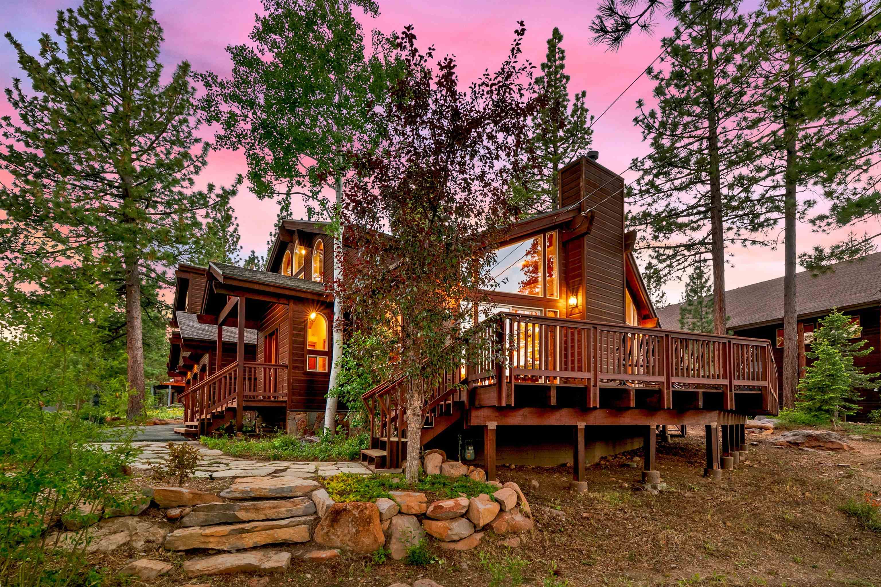 13140 Staghorn Road Truckee, CA 96161 - Photo 2 of 28