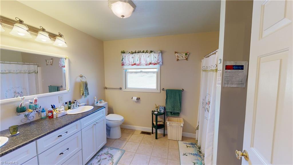 314 Wayne Marshall Road Elkin, NC 28621 - Photo 16 of 49 Primary Bath