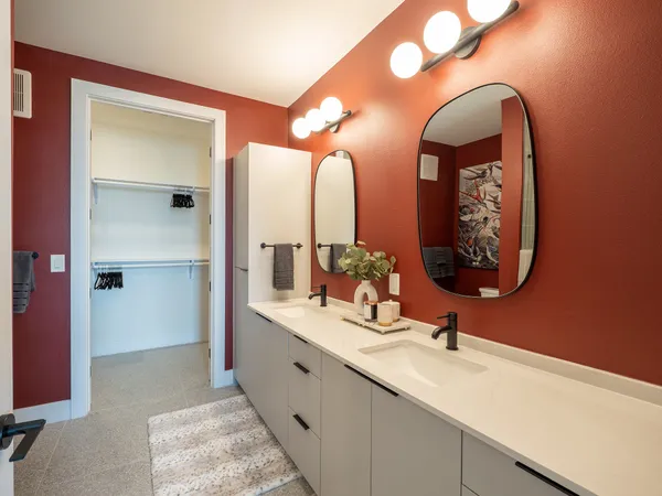 $4,800 | 1701 Simond Avenue, Unit 531, Austin, TX 78723