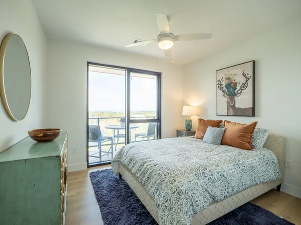 $4,800 | 1701 Simond Avenue, Unit 531, Austin, TX 78723