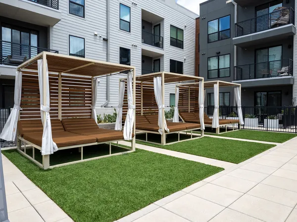 $4,800 | 1701 Simond Avenue, Unit 531, Austin, TX 78723