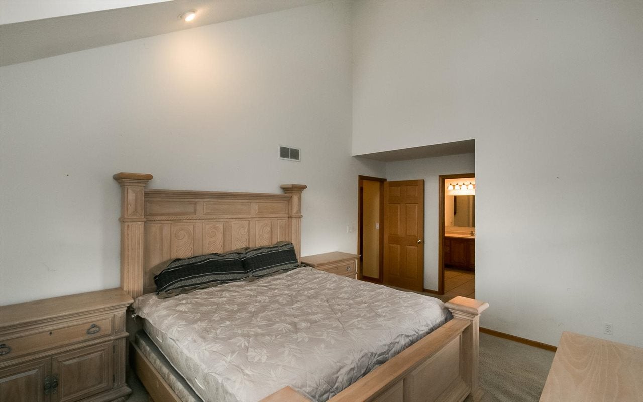 1416 St Ann's Drive Riverside, IA 52327 - Photo 8 of 25 Gallery Image 8