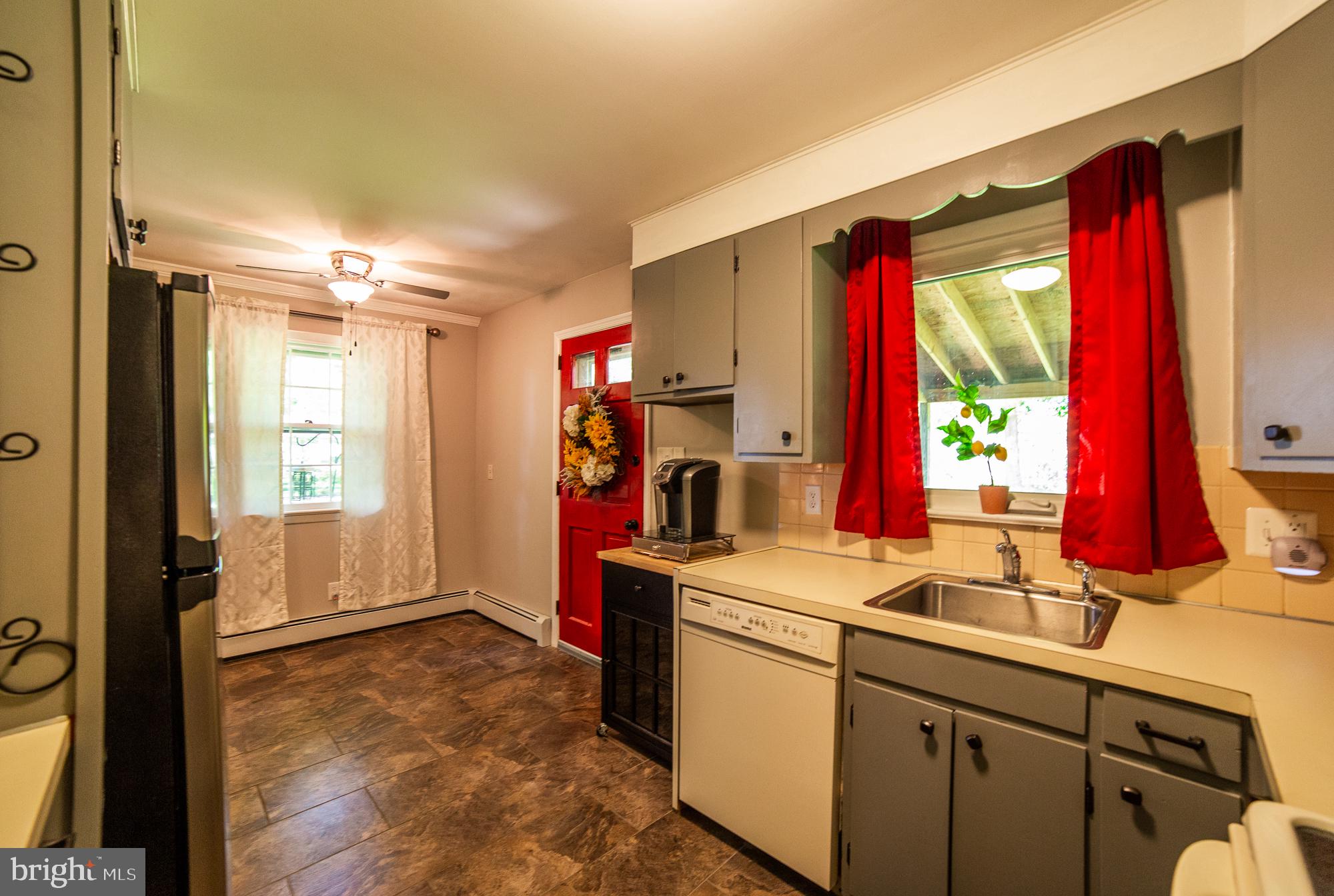 215 West Reliance Road Souderton, PA 18964 - Photo 14 of 41 Kitchen