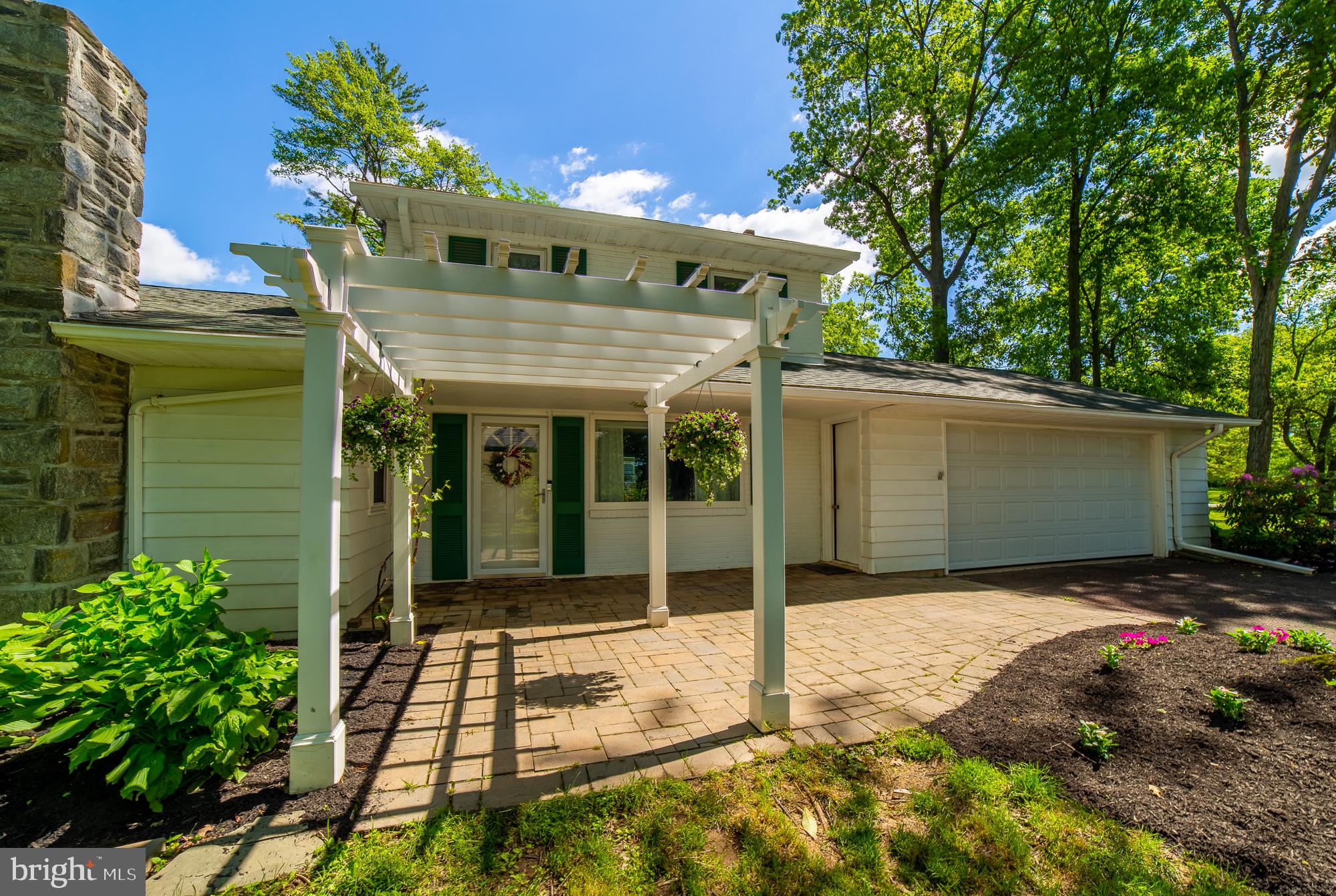 215 West Reliance Road Souderton, PA 18964 - Photo 34 of 41 Front porch and patio