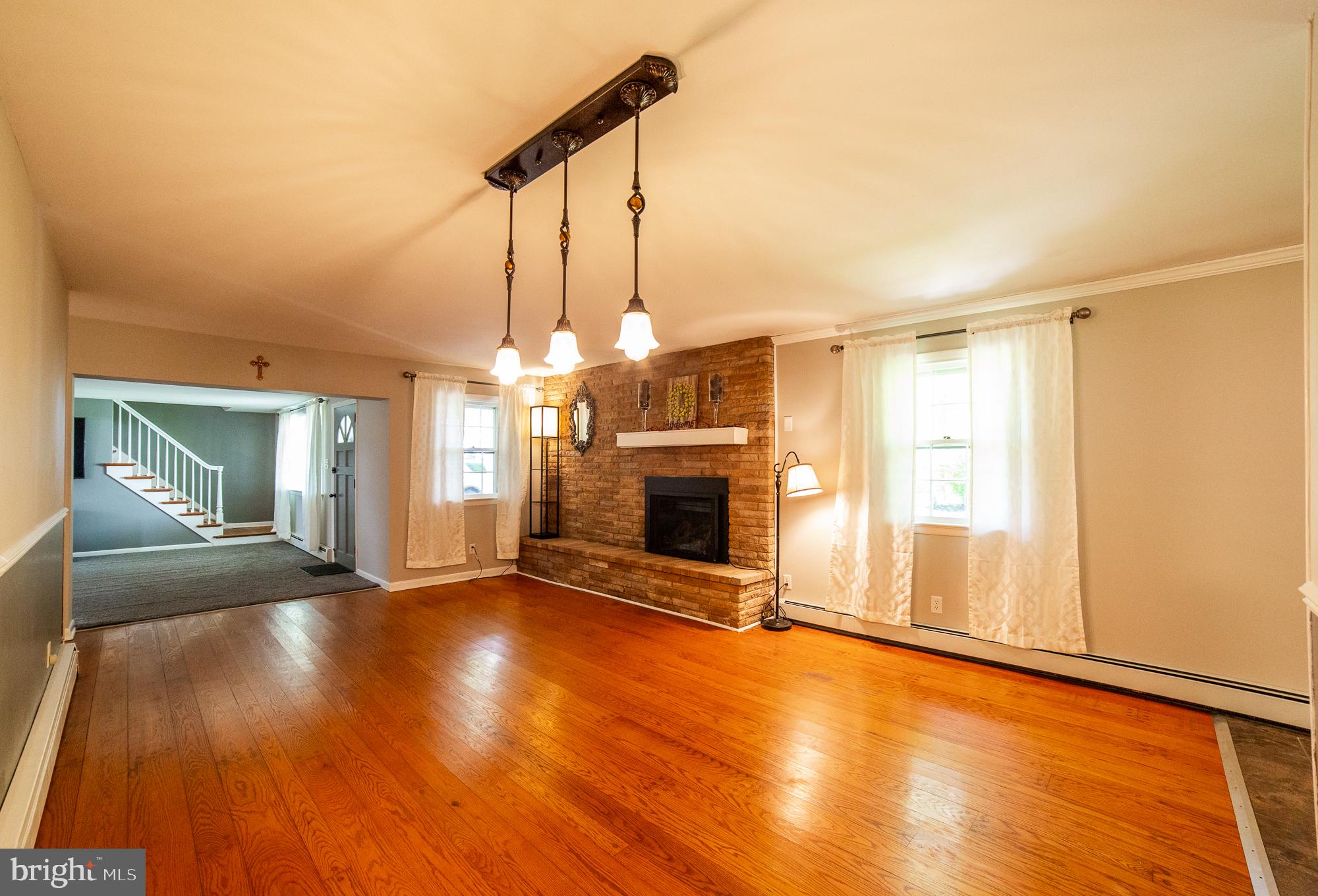 215 West Reliance Road Souderton, PA 18964 - Photo 6 of 41 Dining room to living room