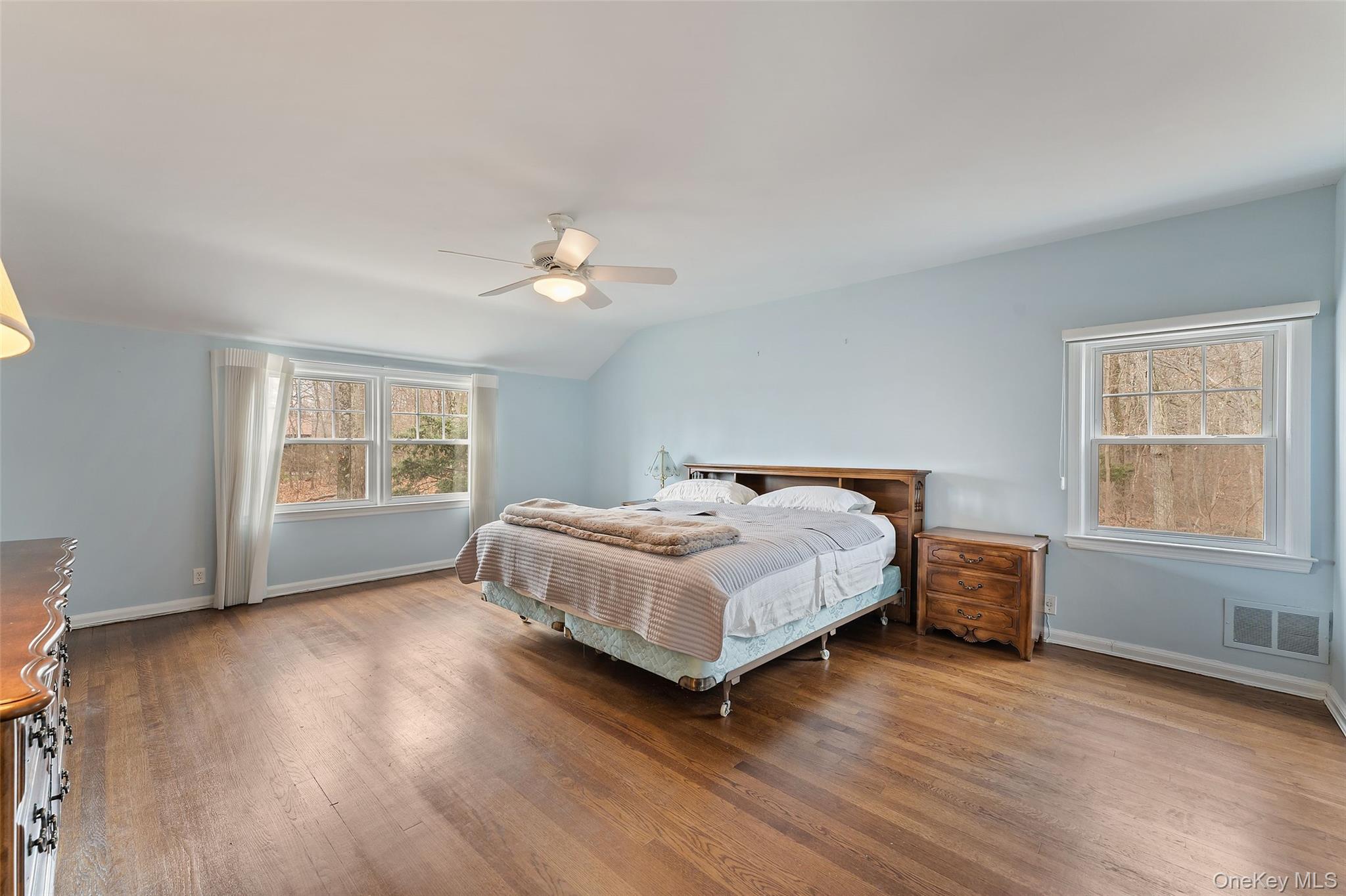 285 Old Colony Road Hartsdale, NY 10530 - Photo 17 of 35 Primary bedroom with multiple exposures