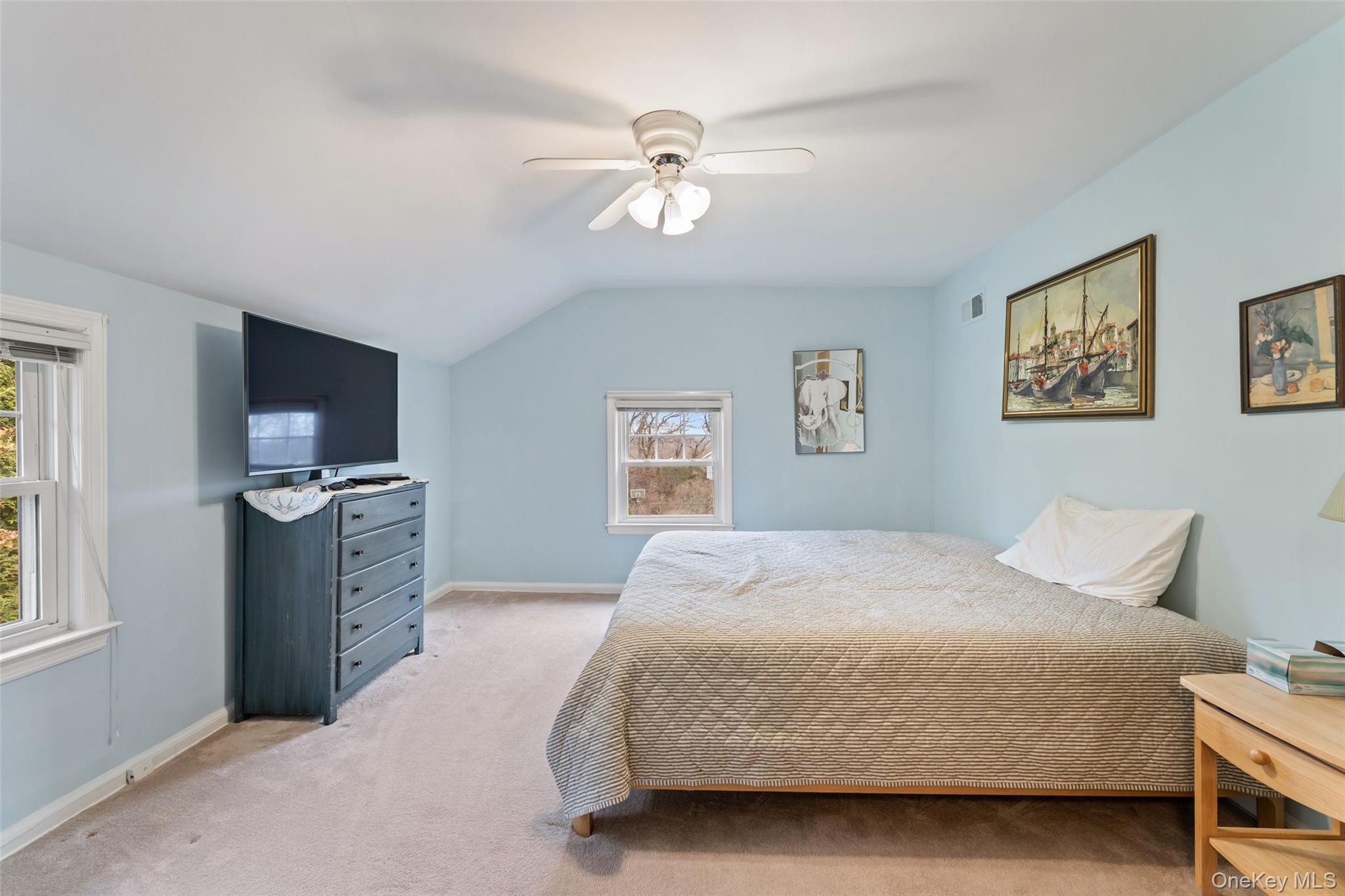 285 Old Colony Road Hartsdale, NY 10530 - Photo 23 of 35 Bedroom