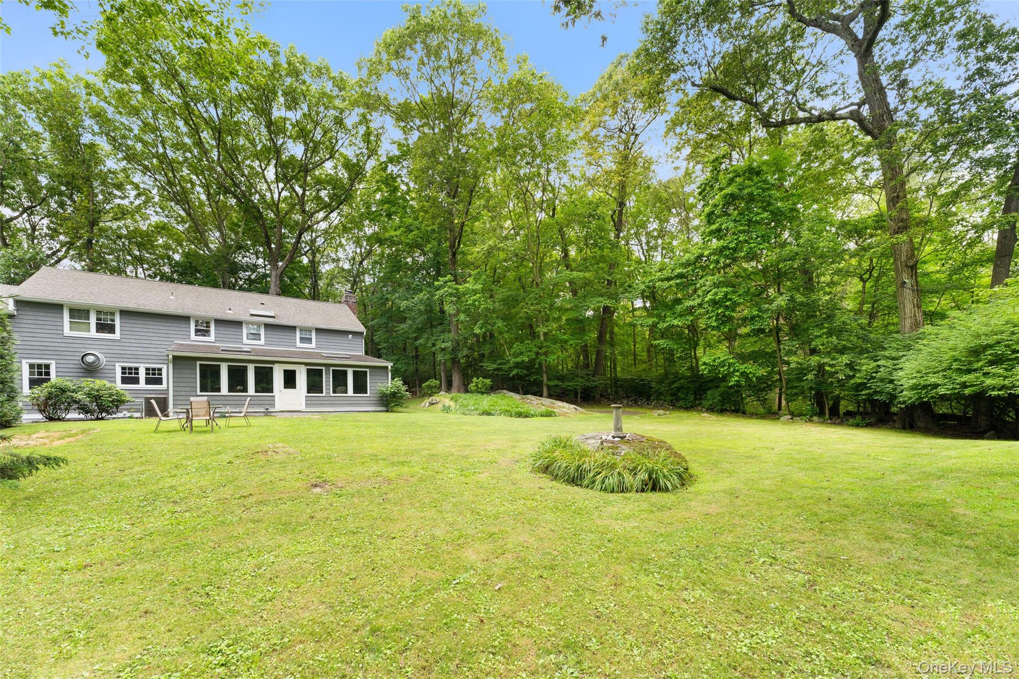 285 Old Colony Road Hartsdale, NY 10530 - Photo 27 of 35