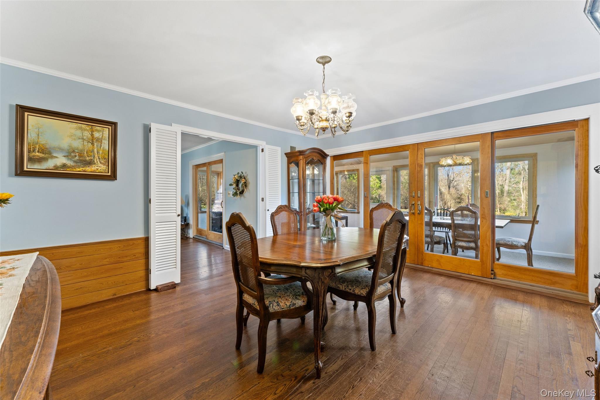 285 Old Colony Road Hartsdale, NY 10530 - Photo 6 of 35 Dining Room