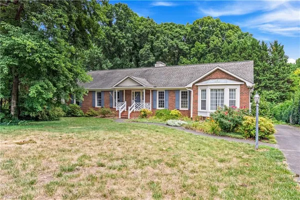 $515,000 | 5132 Huntcliff Trail, Winston-Salem, NC 27104