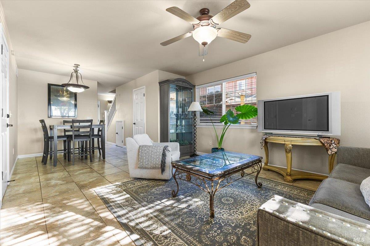 2310 Iroquois Street Santa Rosa, CA 95403 - Photo 5 of 26