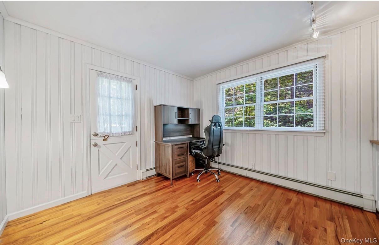 21 Wilderness Road Nissequogue, NY 11780 - Photo 15 of 35 Office/ 5 bedroom