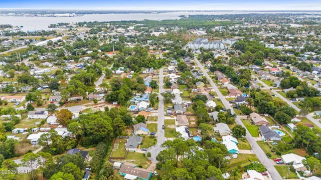 $375,000 | 323 Prudence Lane, Panama City Beach, FL 32408