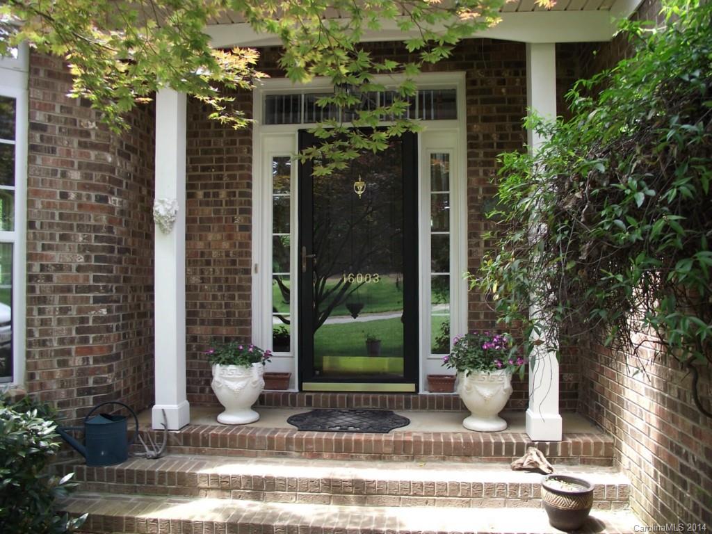 16003 Hollingbourne Road Huntersville, NC 28078 - Photo 3 of 24 Gallery Image 3