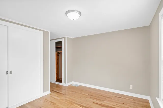 $1,750 | 345 Illinois Street, Carpentersville, IL 60118