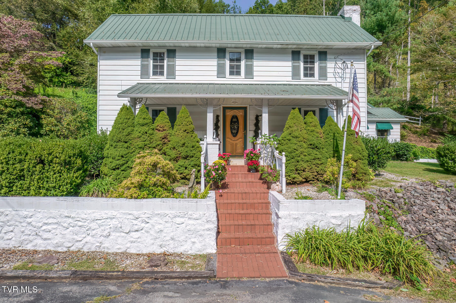 6646 Roan Creek Road-1