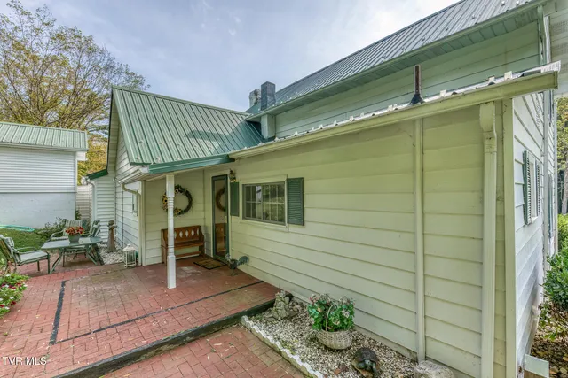 $364,000 | 6646 Roan Creek Road, Butler, TN 37640