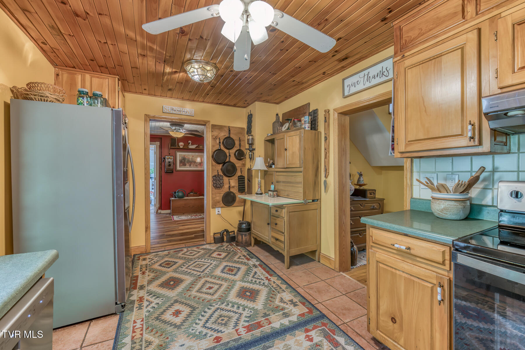 6646 Roan Creek Road Butler, TN 37640 - Photo 30 of 56 6646 Roan Creek Road-17