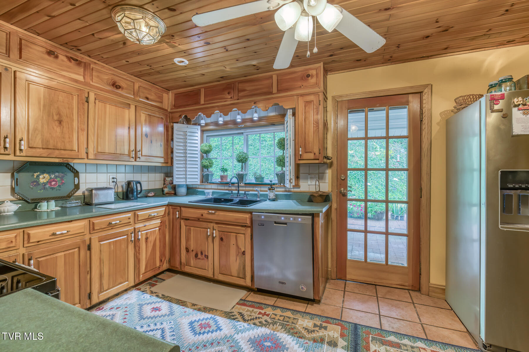 6646 Roan Creek Road Butler, TN 37640 - Photo 31 of 56 6646 Roan Creek Road-18