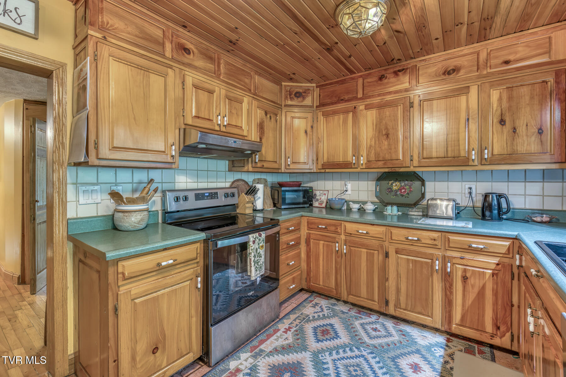 6646 Roan Creek Road Butler, TN 37640 - Photo 32 of 56 6646 Roan Creek Road-19