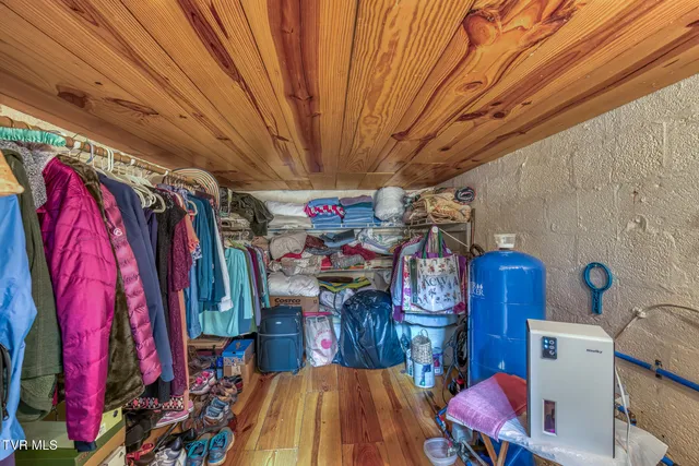 $364,000 | 6646 Roan Creek Road, Butler, TN 37640