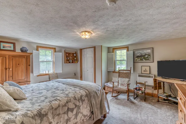 $364,000 | 6646 Roan Creek Road, Butler, TN 37640