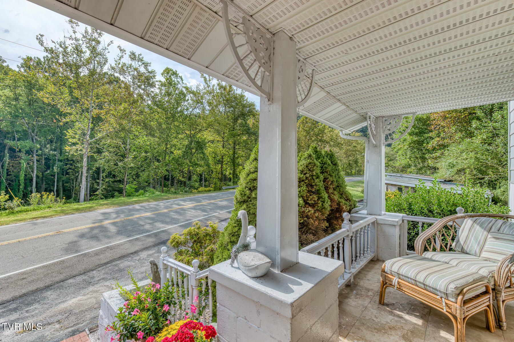 6646 Roan Creek Road Butler, TN 37640 - Photo 6 of 56 6646 Roan Creek Road-3