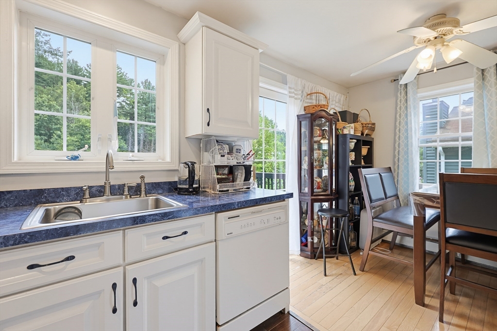 25 Old Elmdale Road Uxbridge, MA 01569 - Photo 32 of 42 Gallery Image 32