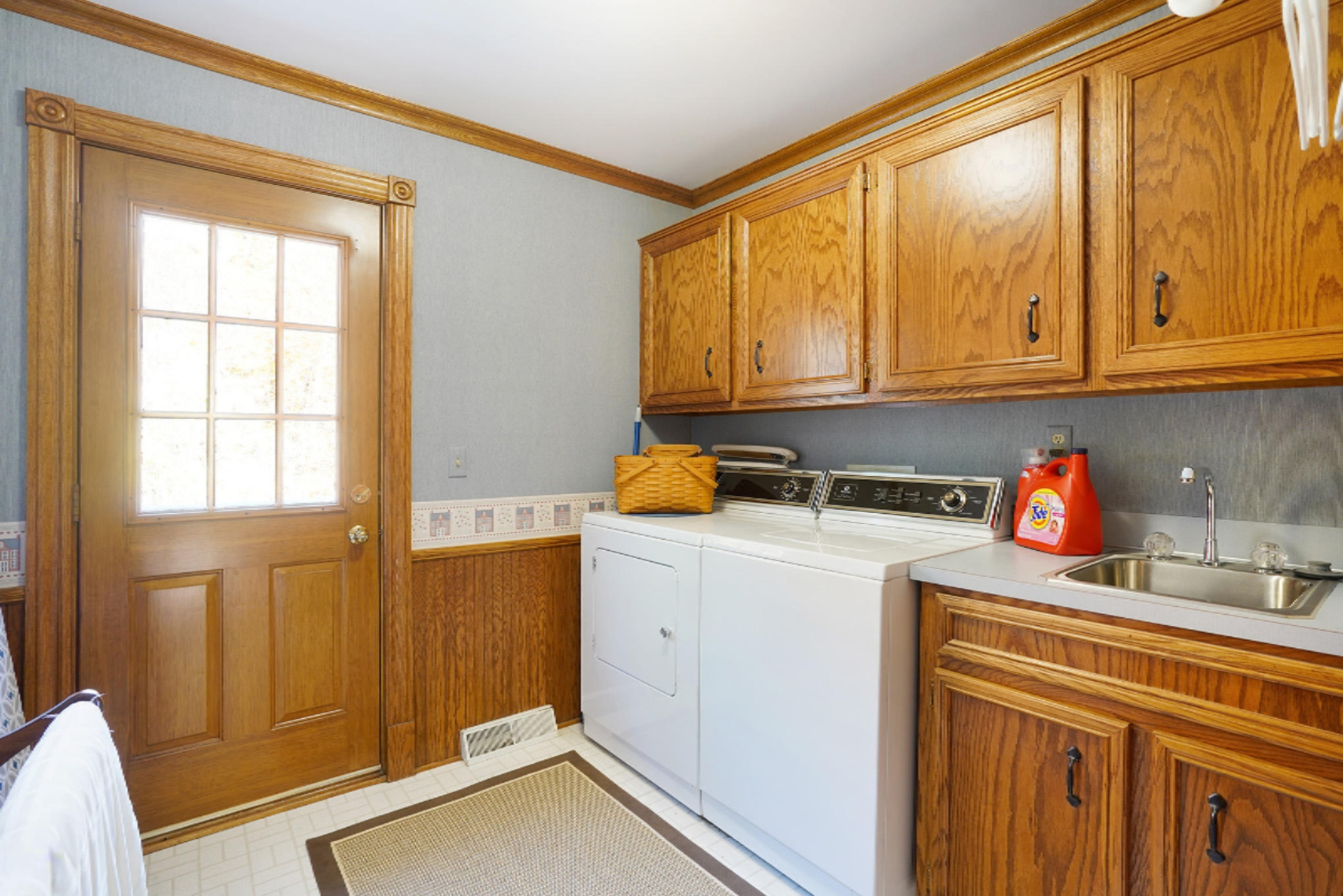 3005 Fillmore Street Jenison, MI 49428 - Photo 13 of 42 Photo Oct 28, 11 18 44 AM