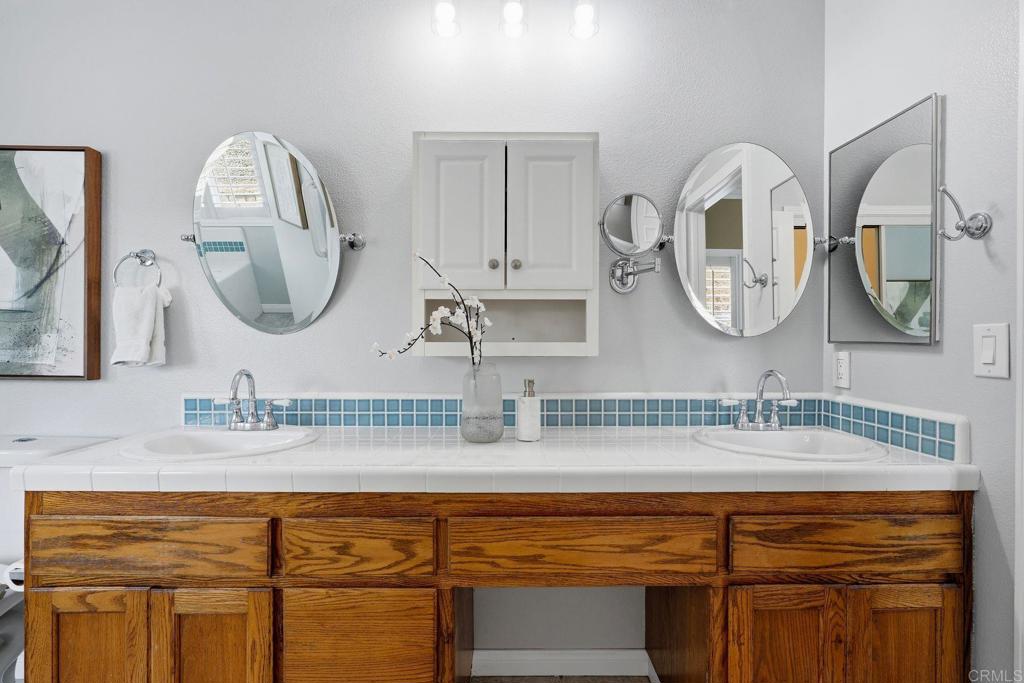 31503 Stardust Lane Valley Center, CA 92082 - Photo 23 of 51