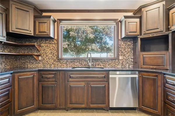 $550,000 | 406 Pennsylvania Avenue, Punxsutawney, PA 15767