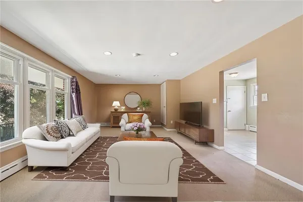 $550,000 | 406 Pennsylvania Avenue, Punxsutawney, PA 15767