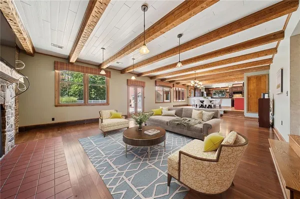 $550,000 | 406 Pennsylvania Avenue, Punxsutawney, PA 15767