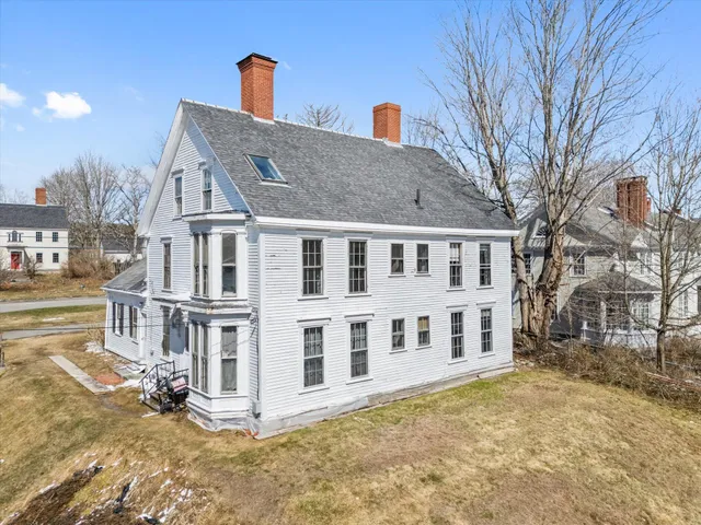 $329,900 | 21 Federal Street, Bucksport, ME 04416