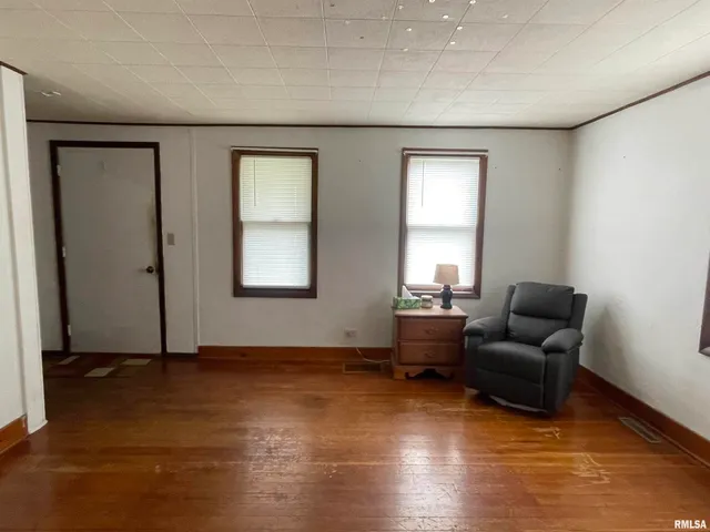 $115,000 | 403 East Chestnut Street, Geneseo, IL 61254