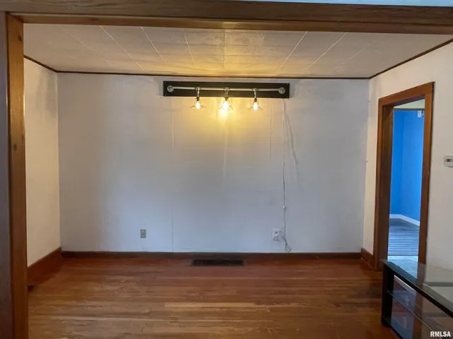 $115,000 | 403 East Chestnut Street, Geneseo, IL 61254