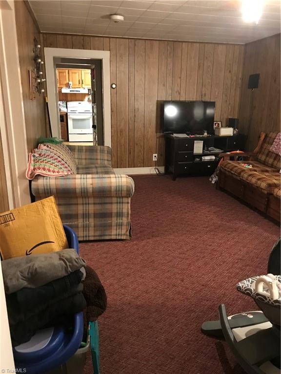148 Methodist Parsonage Road State Road, NC 28676 - Photo 9 of 20 Living Room