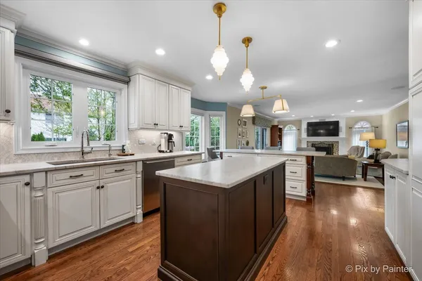 $850,000 | 317 North Westminster Drive, Palatine, IL 60067