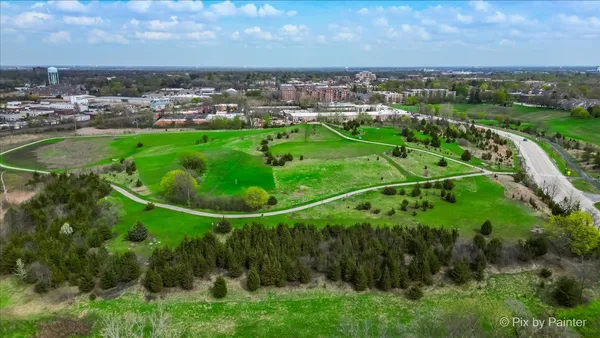 $850,000 | 317 North Westminster Drive, Palatine, IL 60067